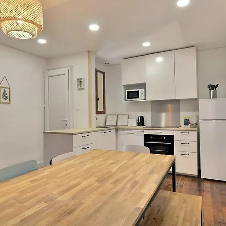 L'escale Troyenne Familial Centre-ville 4 Chb Wifi Apartamento